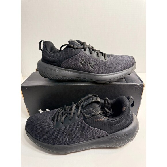 .10167 Under Armour Charged Black, Commit TR 4, US 10 Mens - Picture 1 of 5